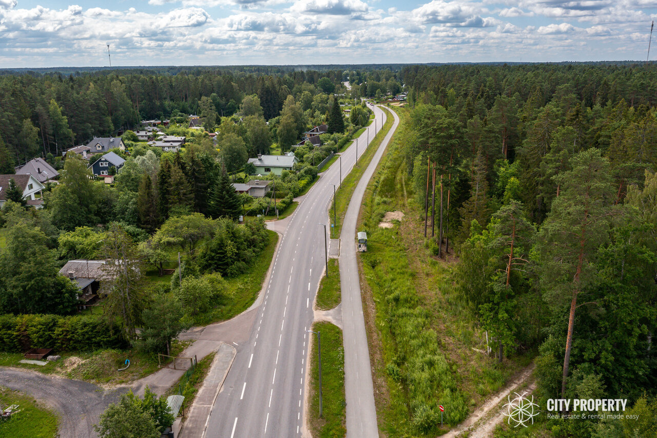 ÄRIMAA KINNISTU SUURE LIIKLUSEGA TEE ÄÄRES!