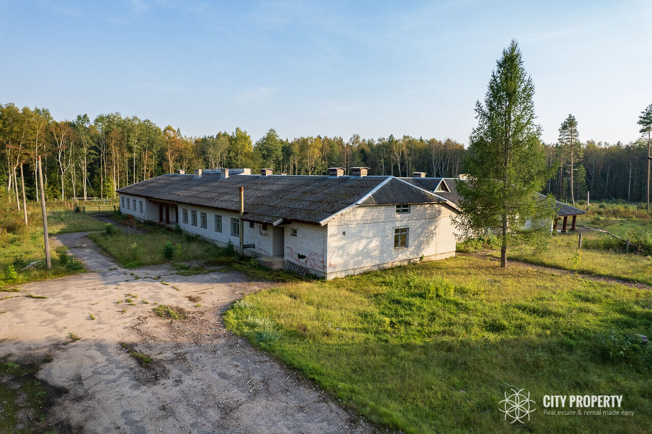 Unikaalse hoonestusega maatükk